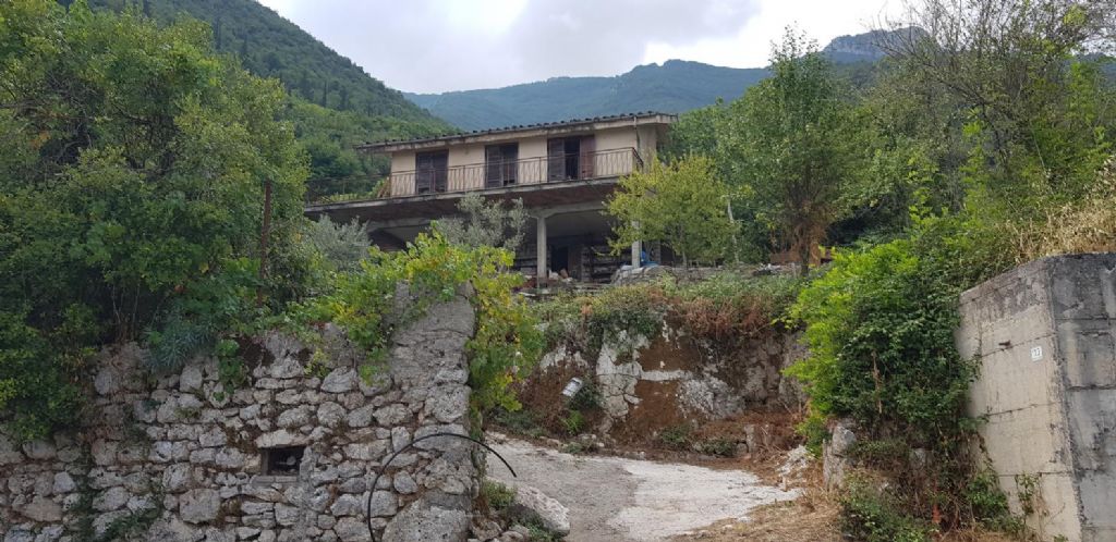 Casa indipendente sui Monti Lepini