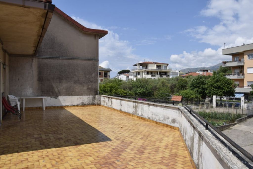 Appartamento con terrazza
