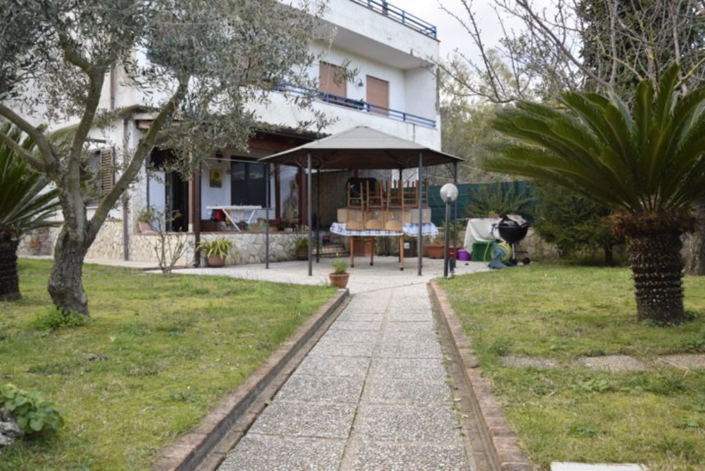 Appartamento con giardino 