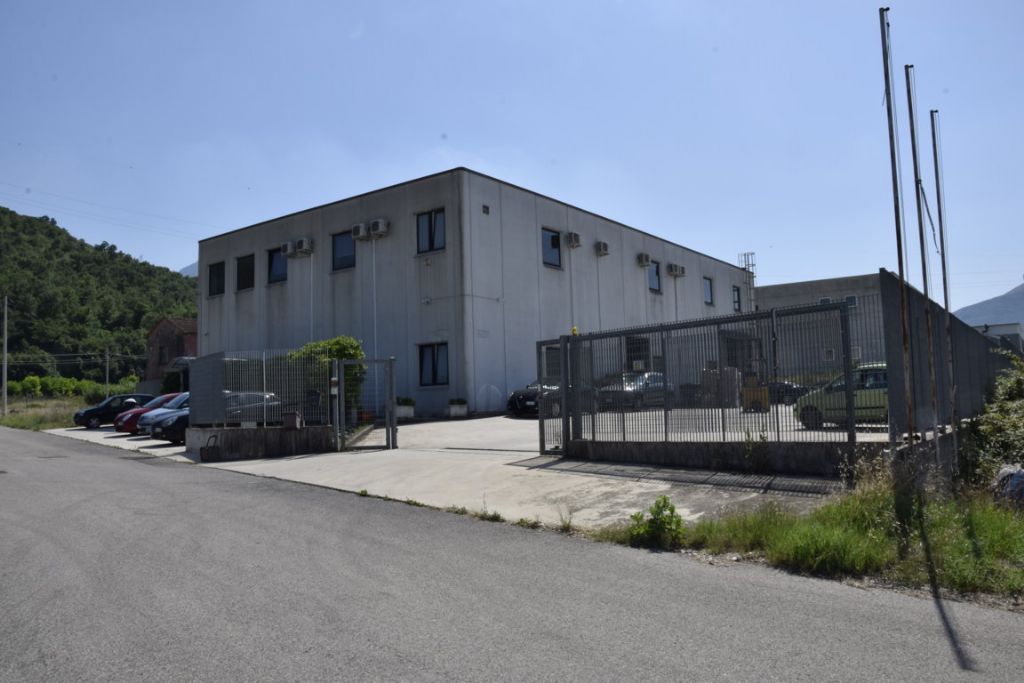Capannone Industriale