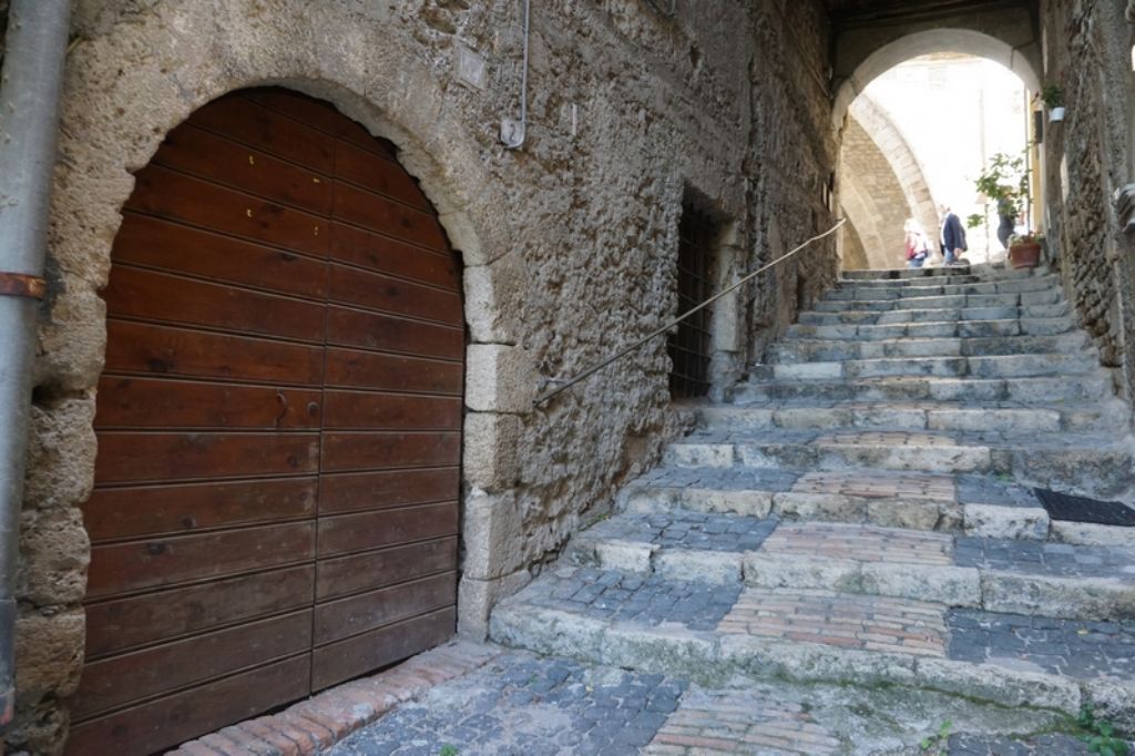 Locale commerciale grezzo