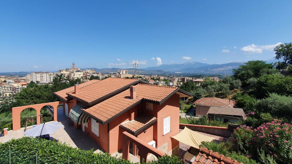 Villa con vista sulla città