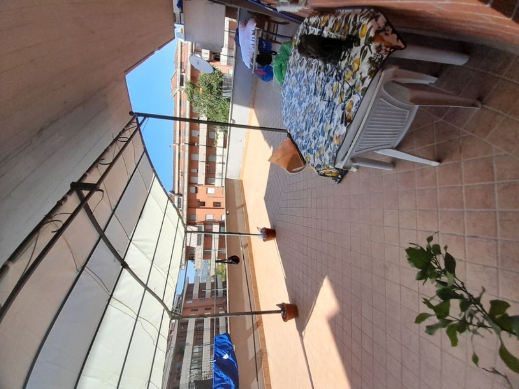 Appartamento con doppio terrazzo e box auto