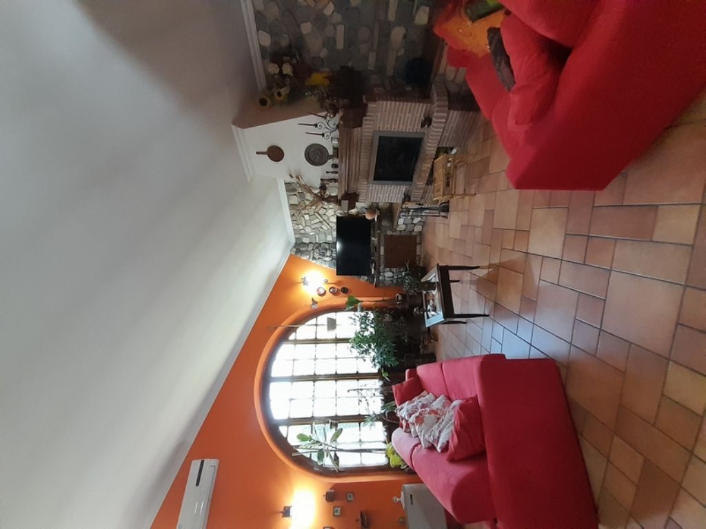Villa con Giardino