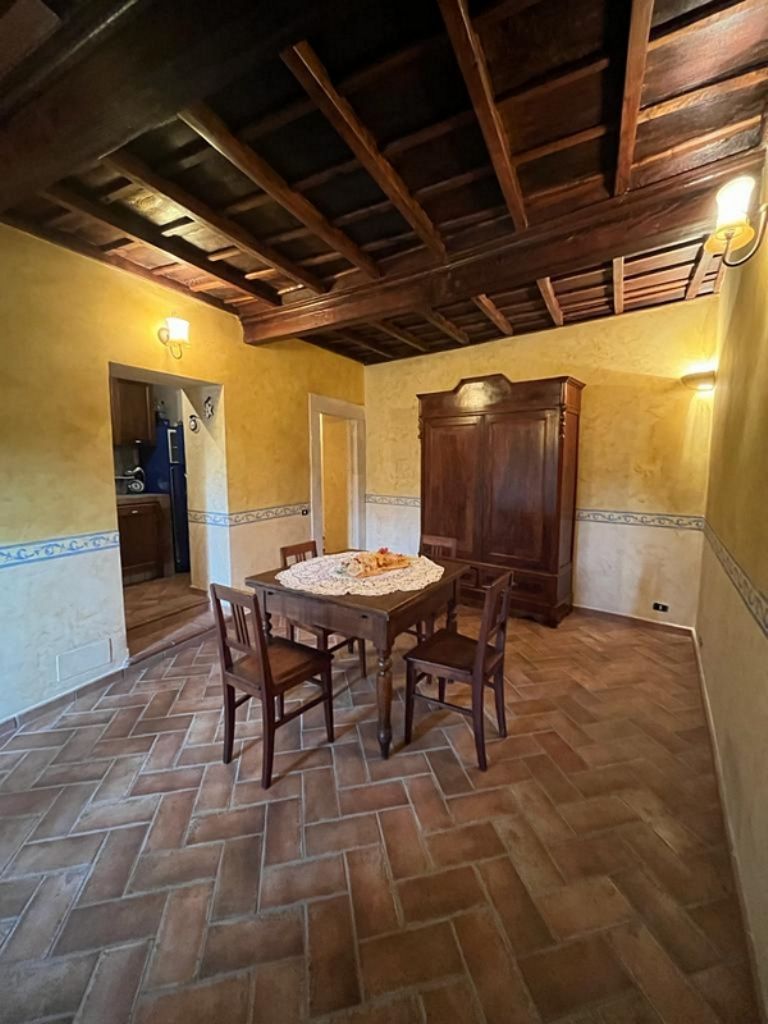 APPARTAMENTO + CANTINA