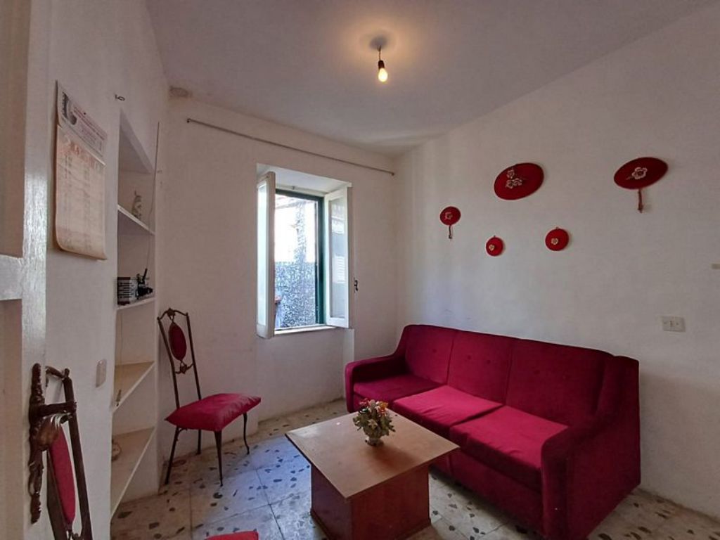 APPARTAMENTO SU DUE LIVELLI