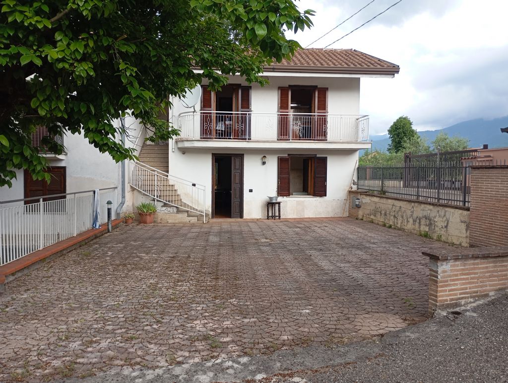 Casa semindipendente