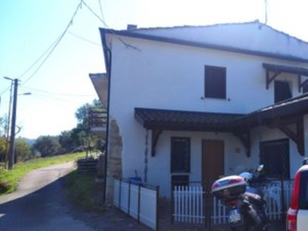 Casa indipendente in Via Colli
