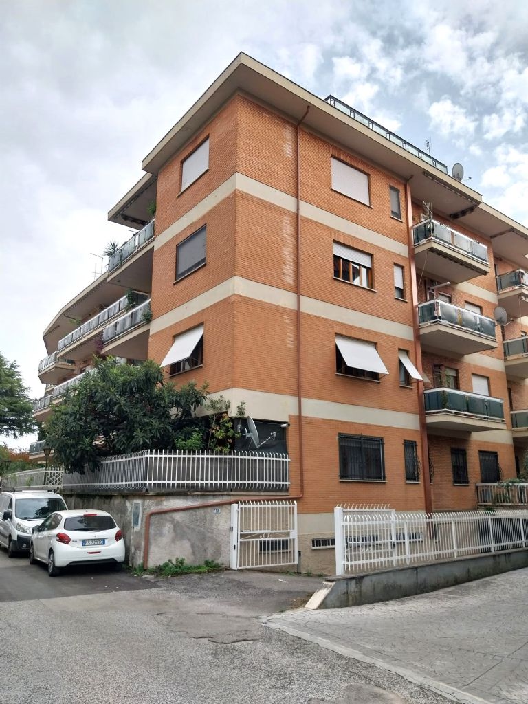 Quadrilocale in Affitto