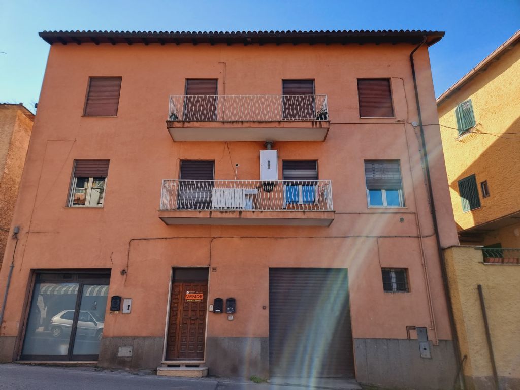 APPARTAMENTO CON BALCONE