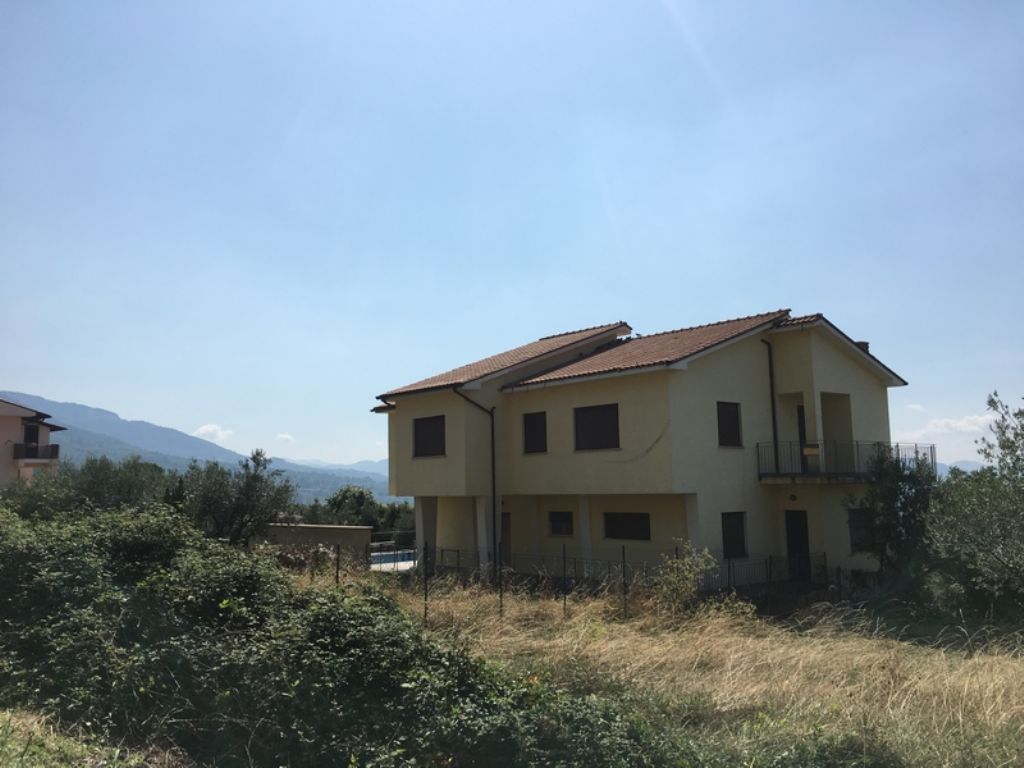 villa con piscina