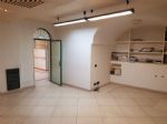 Locale commerciale ristrutturato