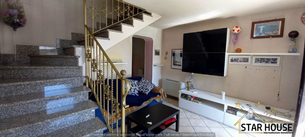 Piccola casa indipendente con terreno