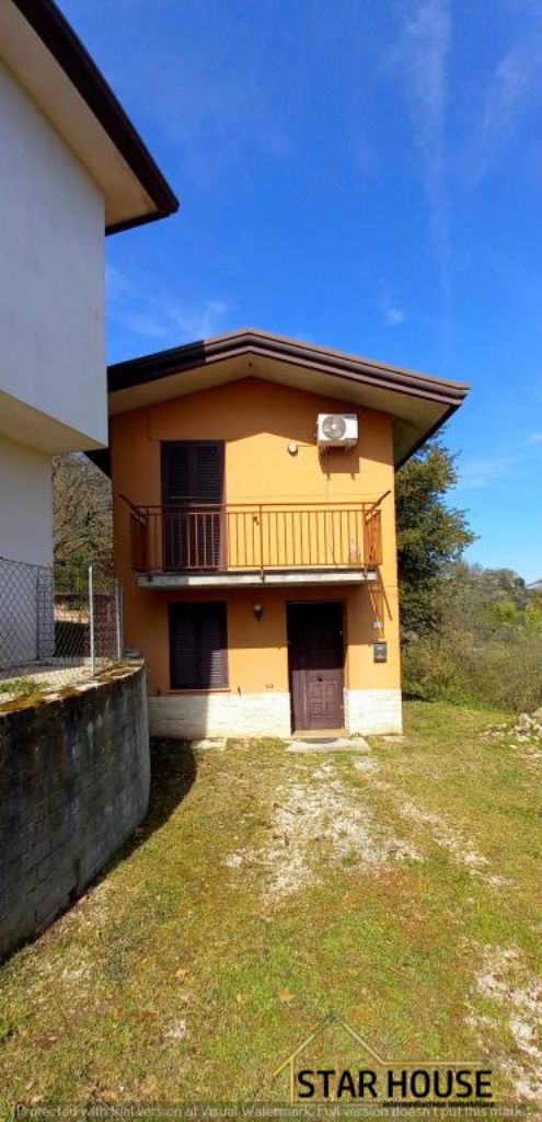 Piccola casa indipendente con terreno