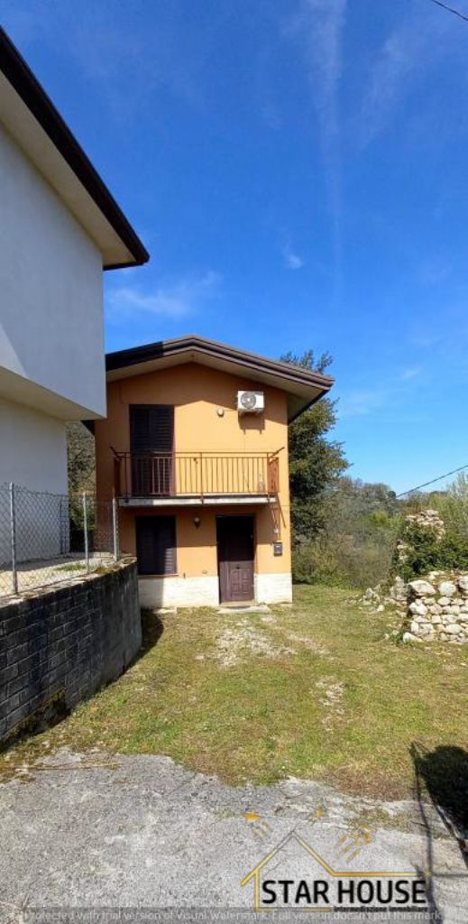 Piccola casa indipendente con terreno