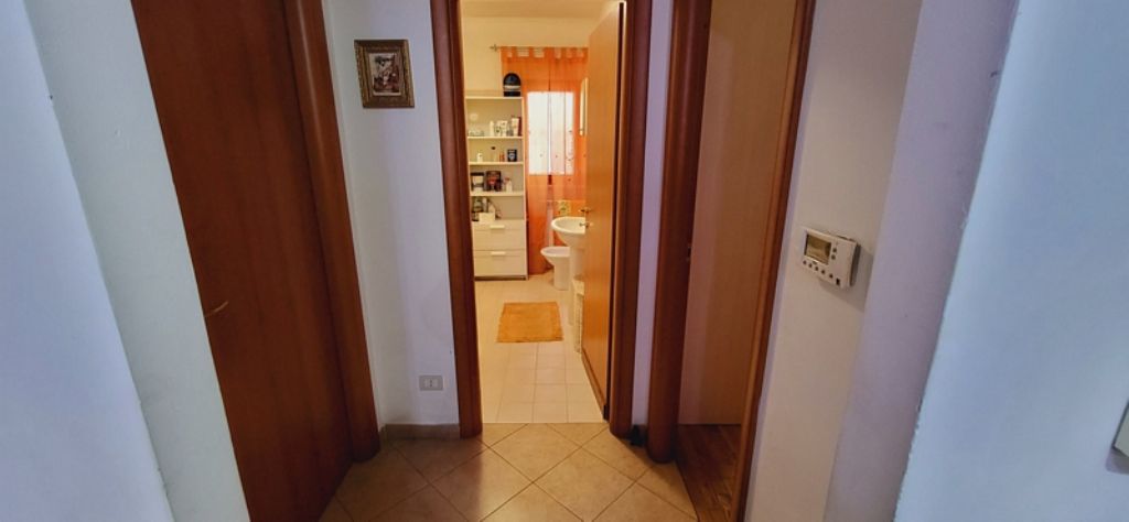 Ampio appartamento recente costruzione con terrazzo - garage - Posto auto