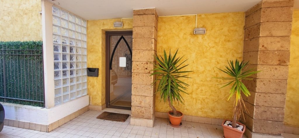 Ampio appartamento recente costruzione con terrazzo - garage - Posto auto