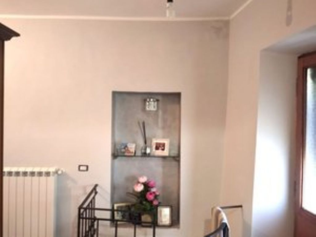 Casa indipendente in Via Colli