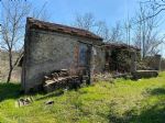 Rudere con terreno in Via Colleviso.