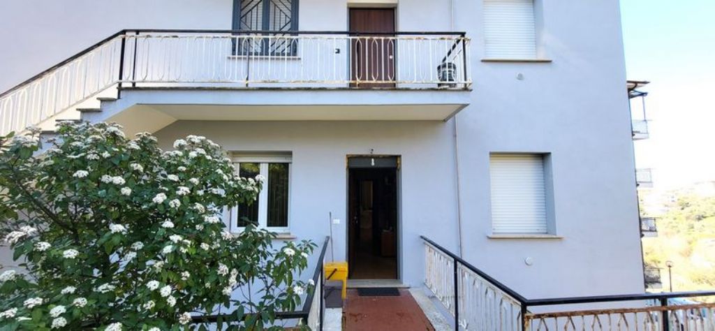 Ampio e luminoso Appartamento in via Ciavattino