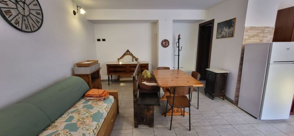 APPARTAMENTO IN VILLA